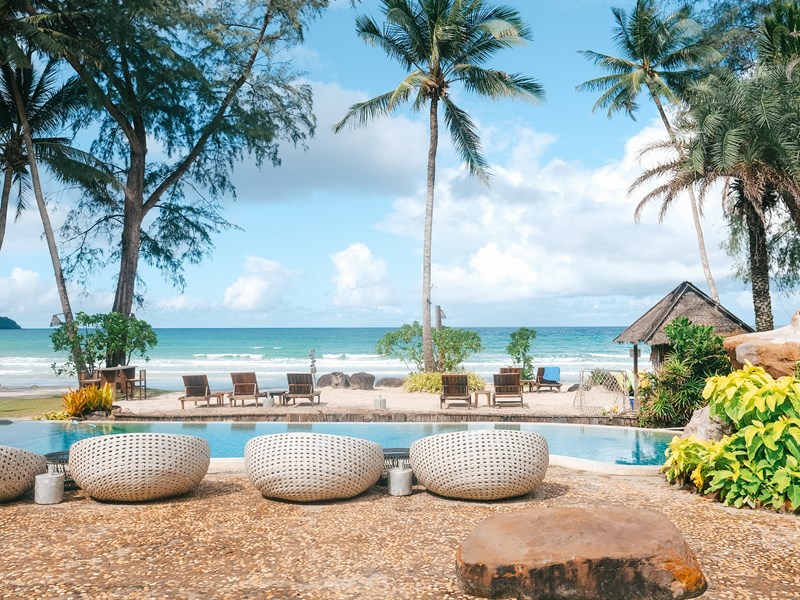 La piscine avec vue mer