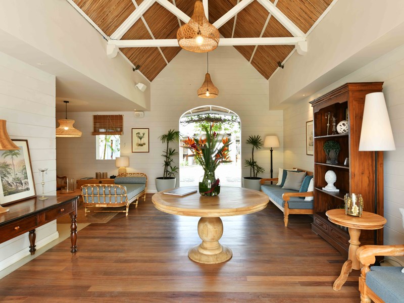 Le lobby de l'hôtel, au décor typiquement mauricien 