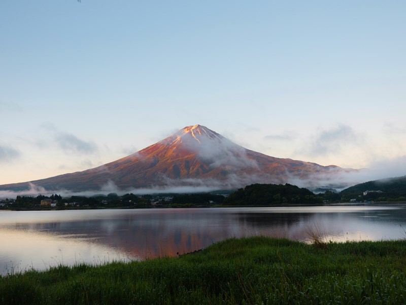 Autour des lacs pour admirer le Mont Fuji au matin