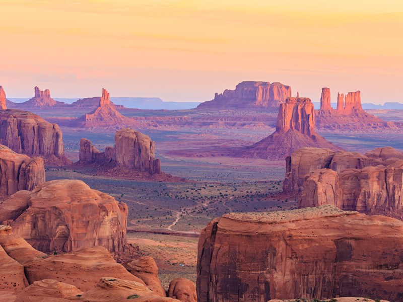 Arizona : Formations rocheuses dominent cet État spectaculaire