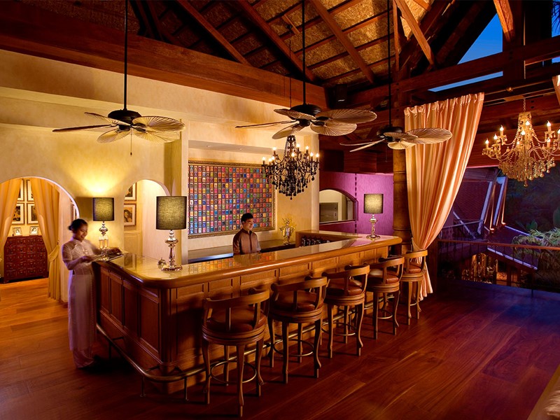 Le bar de l'hôtel Zazen Boutique Resort & Spa en Thailande