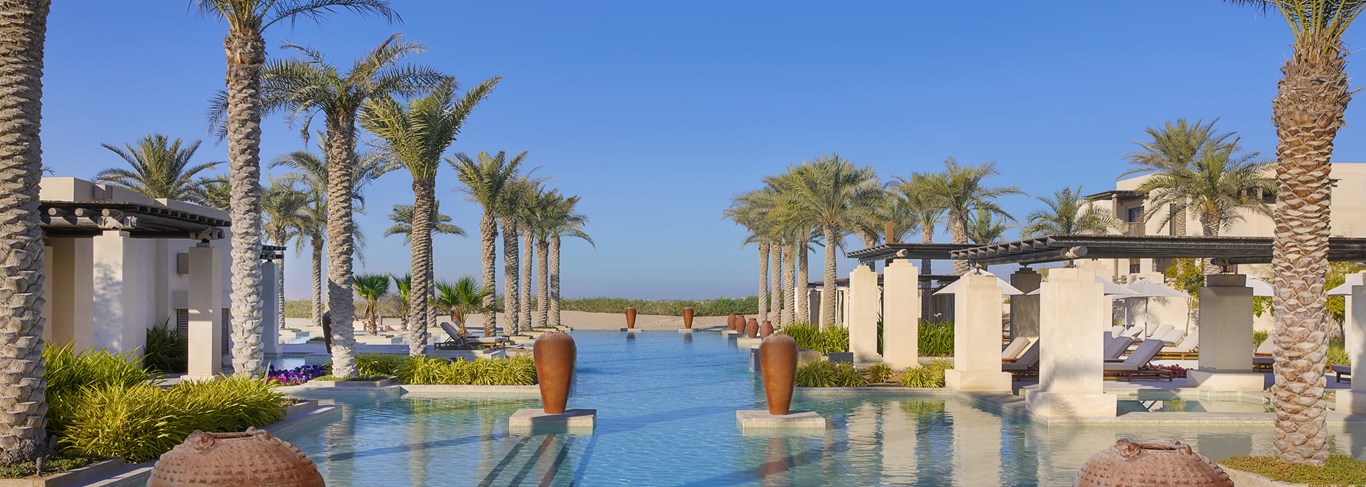 Al Wathba, a Luxury Collection Desert Resort & Spa