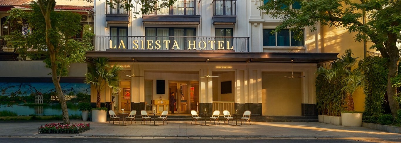 La Siesta Premium Lakeside